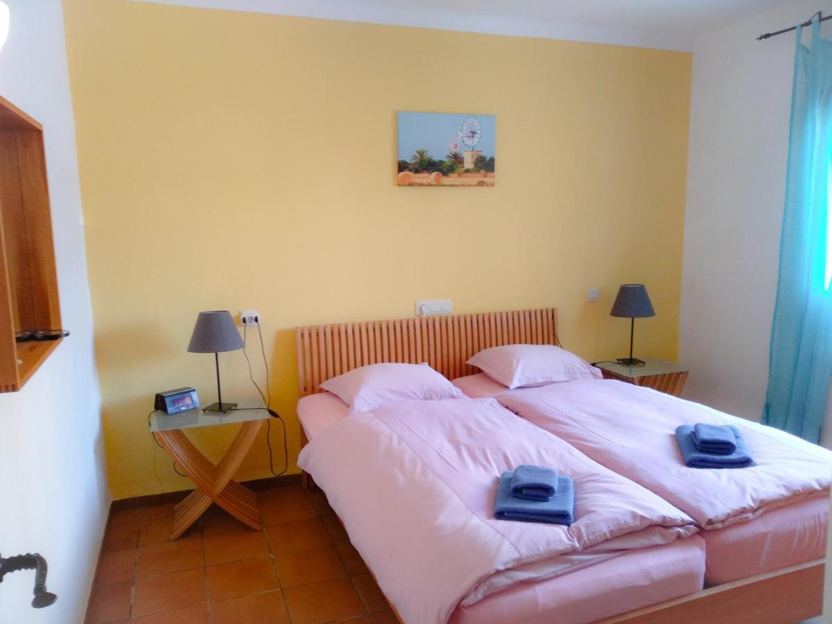 Casa Caliente Villa Santanyi Bagian luar foto